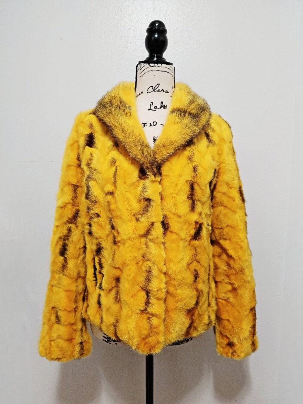 New Real Mink Fur Coat Striped Mosaic Pieced Yellow Golden Saffron Yellow No Fox